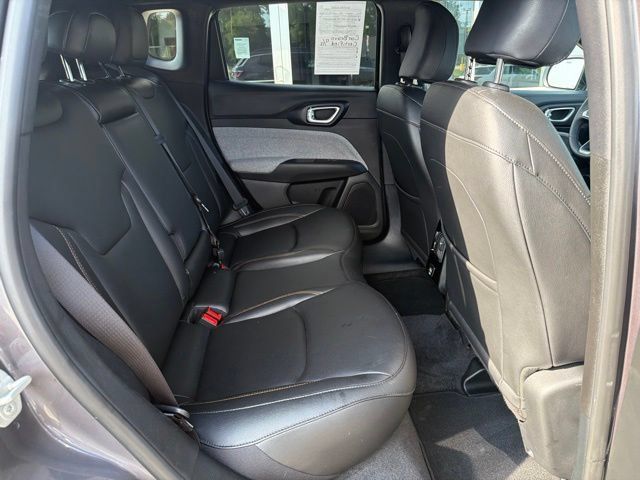 Used 2024 Jeep Compass Latitude AWD/4WD image 15
