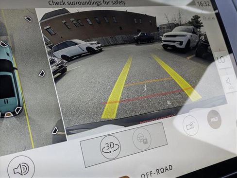 New 2026 Land Rover Range Rover Sport Dynamic SE image 13