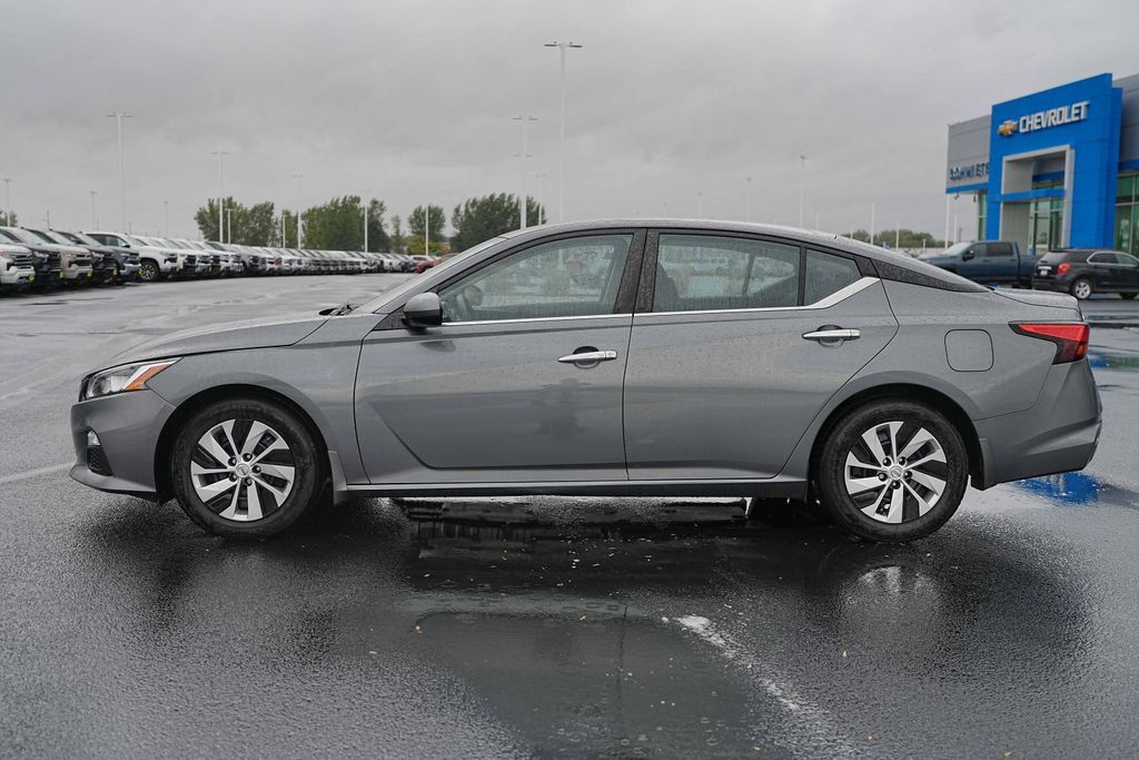Used 2021 Nissan Altima 2.5 S FWD image 10