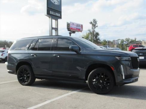 Used 2021 Cadillac Escalade Sport Platinum w/ LPO, ONYX Package image 2