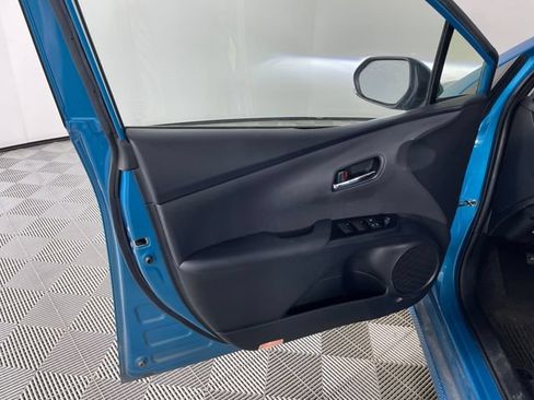 Used 2022 Toyota Prius Prime XLE FWD image 11