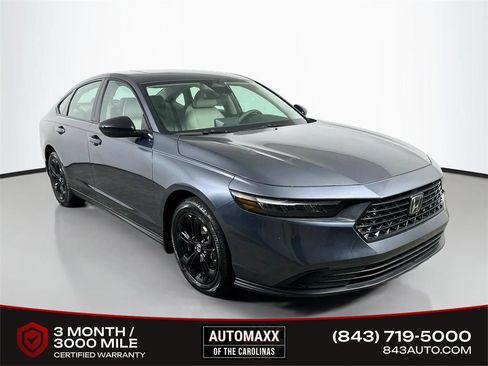 Used 2025 Honda Accord SE image 1