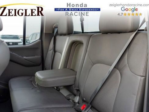 Used 2019 Nissan Frontier SL image 17