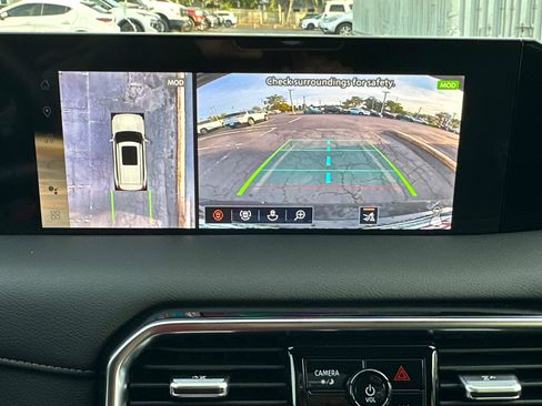 New 2026 Nissan Armada SL w/ Captain's Chari Seat Package image 37