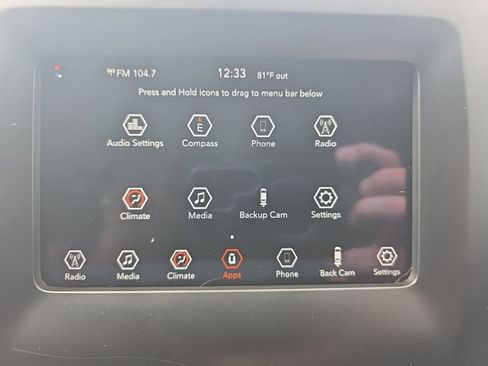 Used 2019 Jeep Cherokee Latitude w/ Popular Appearance Group image 27