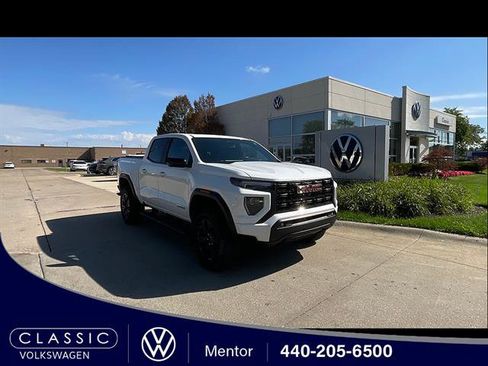 Used 2024 GMC Canyon Elevation w/ Elevation Premium Package AWD/4WD image 1