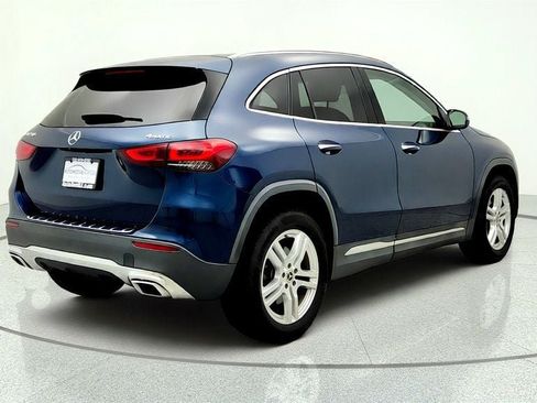Used 2021 Mercedes-Benz GLA 250 4MATIC w/ Premium Package image 5