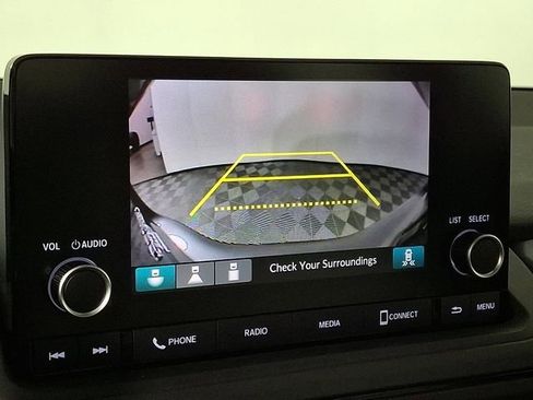 Used 2023 Honda Accord EX image 4