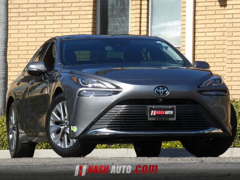 Used 2023 Toyota Mirai w/ Advanced Technology Package RWD image 1