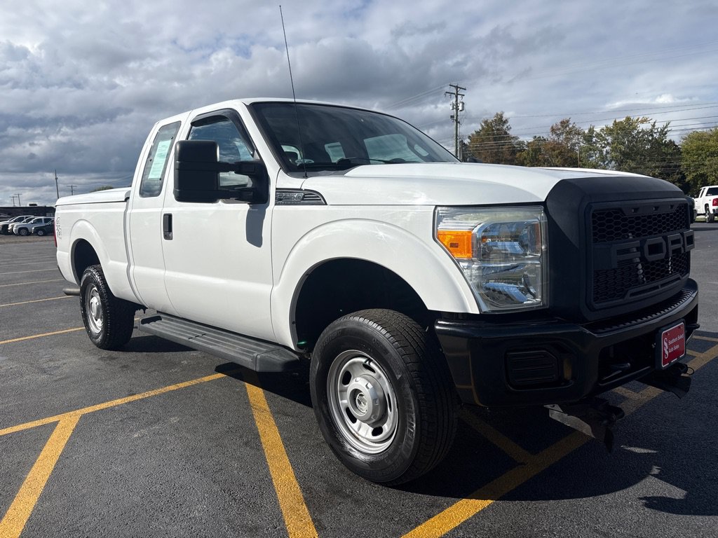 Used 2011 Ford F250 XL AWD/4WD image 4