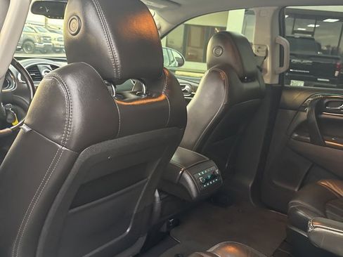 Used 2014 Buick Enclave Leather image 22