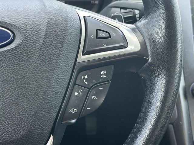 Used 2018 Ford Fusion SE w/ Equipment Group 201A FWD image 27