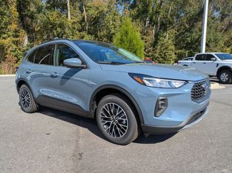 New 2026 Ford Escape SE video 2