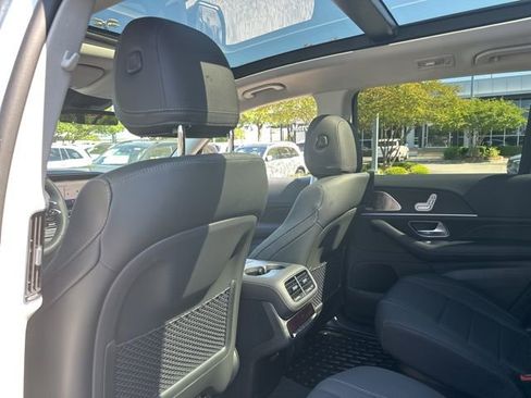 New 2026 Mercedes-Benz GLS 450 4MATIC image 23