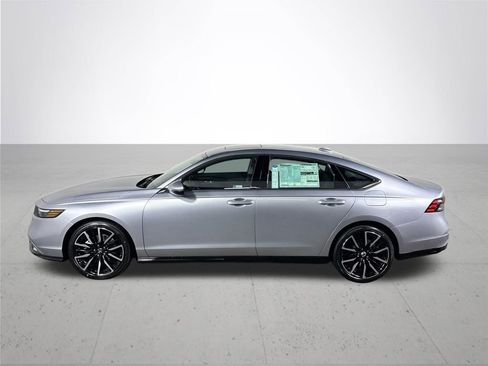 New 2026 Honda Accord Touring image 9