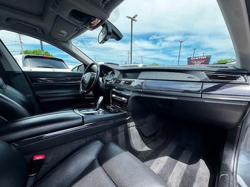 Used 2010 BMW 750Li xDrive AWD/4WD image 20