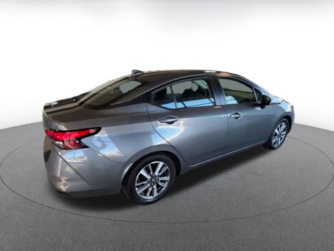 Used 2023 Nissan Versa SV image 15