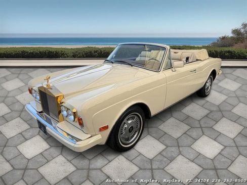 Used 1990 Rolls-Royce Corniche III RWD image 10