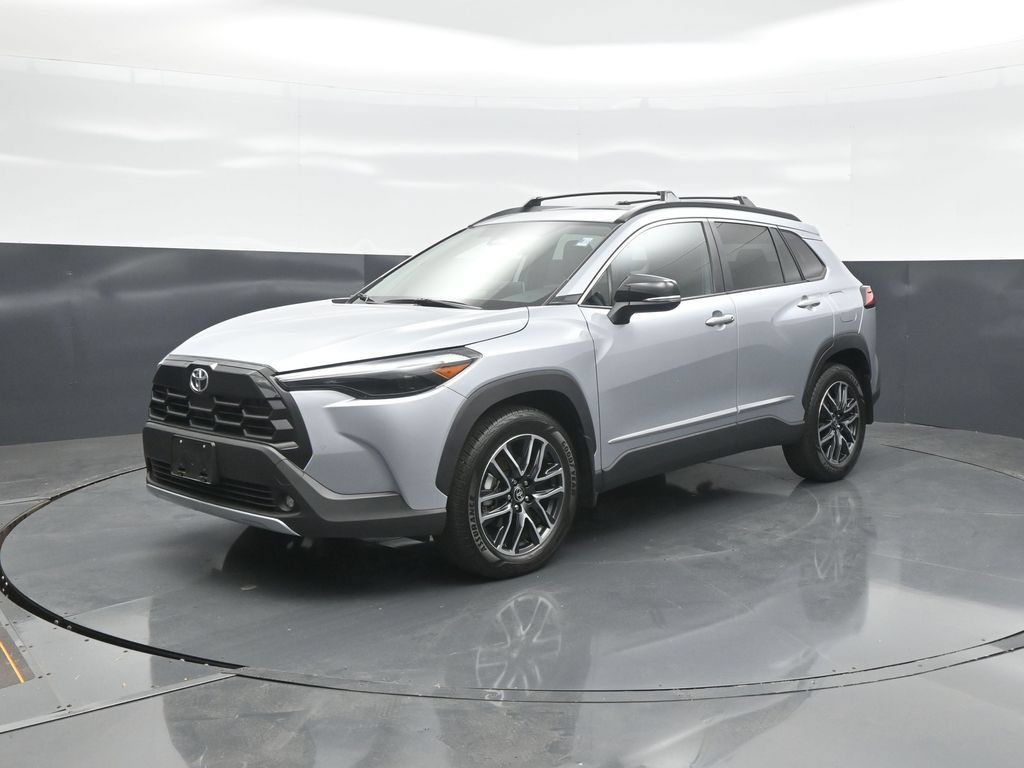 Certified 2026 Toyota Corolla Cross XLE AWD/4WD image 3