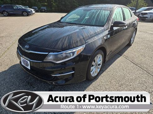 Used 2018 Kia Optima S FWD image 1