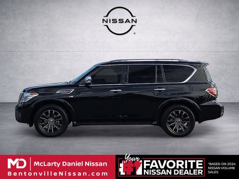 Used 2020 Nissan Armada Platinum w/ Captain's Chairs Package AWD/4WD image 3