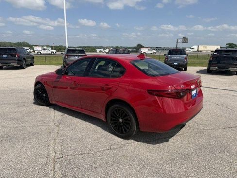 Used 2022 Alfa Romeo Giulia Sprint AWD/4WD image 23
