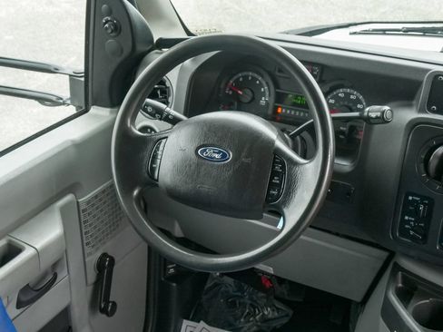 Used 2013 Ford E-450 and Econoline 450 Super Duty w/ Shuttle Bus Prep Pkg RWD image 13