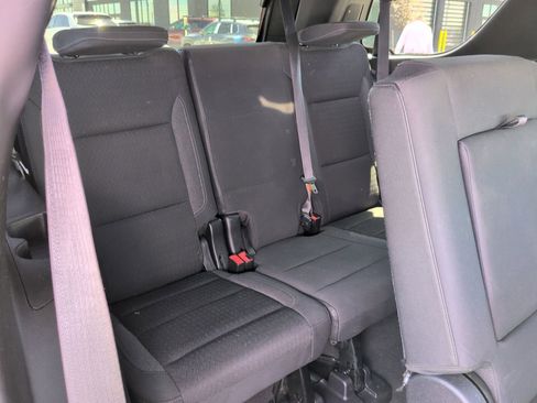 Used 2021 Chevrolet Tahoe LS AWD/4WD image 15