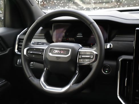 Used 2025 GMC Acadia Elevation image 19