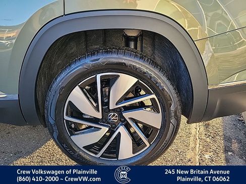 New 2026 Volkswagen Atlas SEL image 18