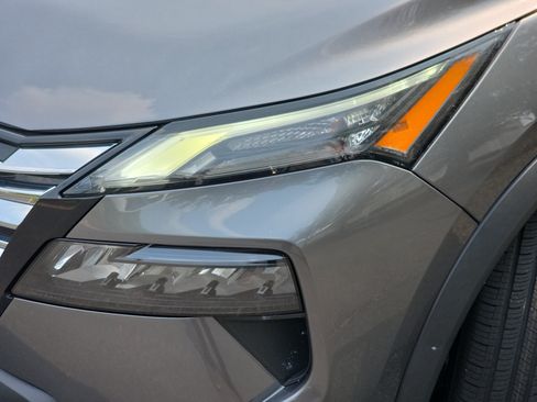 Certified 2024 Nissan Rogue SV AWD/4WD image 31