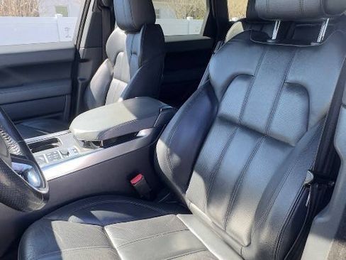 Used 2014 Land Rover Range Rover Sport SE AWD/4WD image 9
