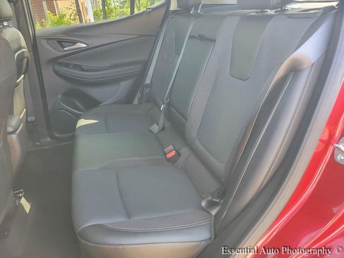 Used 2021 Buick Encore GX Select image 11