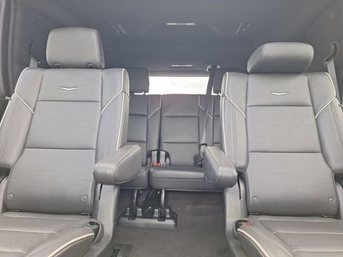 Used 2024 Cadillac Escalade Sport RWD image 28