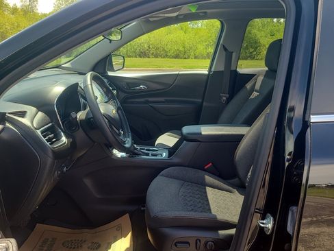 Used 2024 Chevrolet Equinox LT AWD/4WD image 12