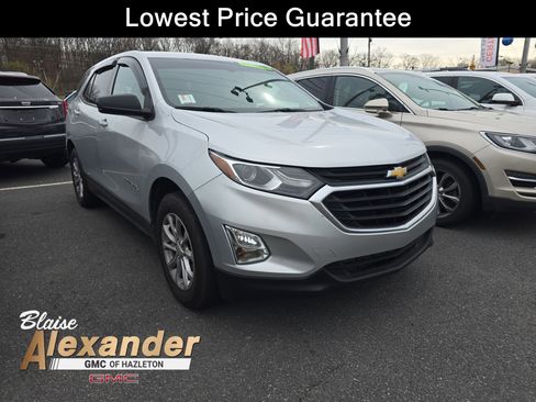 Used 2019 Chevrolet Equinox LS w/ LS Convenience Package AWD/4WD image 1