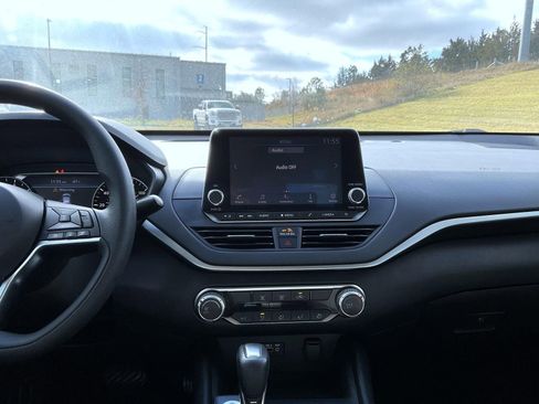 Used 2020 Nissan Altima 2.5 S image 13