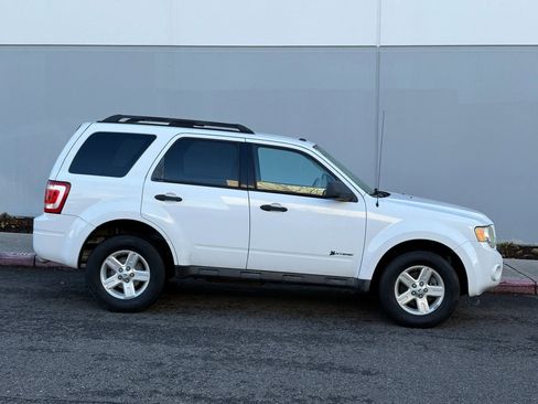 Used 2010 Ford Escape 2WD Hybrid image 7