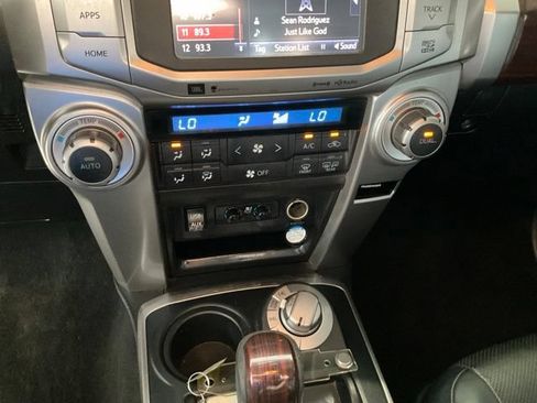 Used 2016 Toyota 4Runner Limited AWD/4WD image 14
