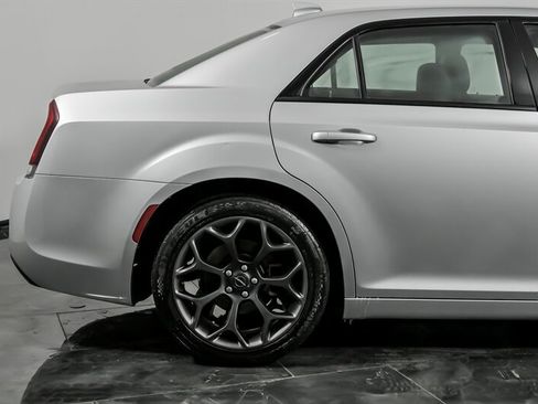 Used 2020 Chrysler 300 S image 12