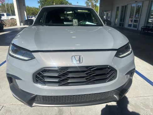 Used 2024 Honda HR-V Sport image 2