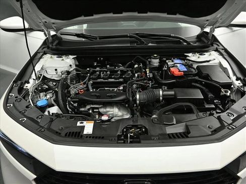 Used 2023 Honda Accord EX image 29