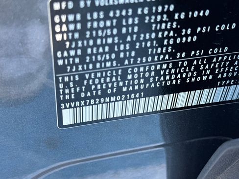 Used 2022 Volkswagen Taos SE image 30