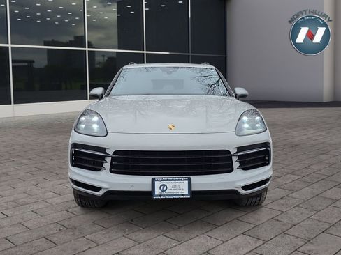 Used 2020 Porsche Cayenne w/ Driver Memory Package image 8