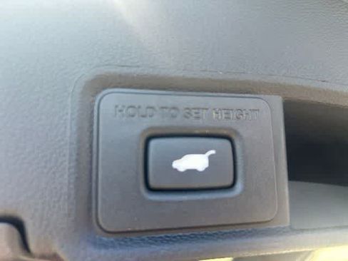 Used 2023 Acura RDX w/ Advance Package FWD image 16