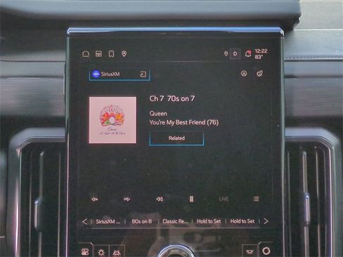 Certified 2025 GMC Acadia AT4 w/ Luxury Package image 21