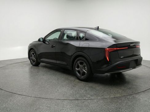 Used 2025 Kia K4 FWD image 6