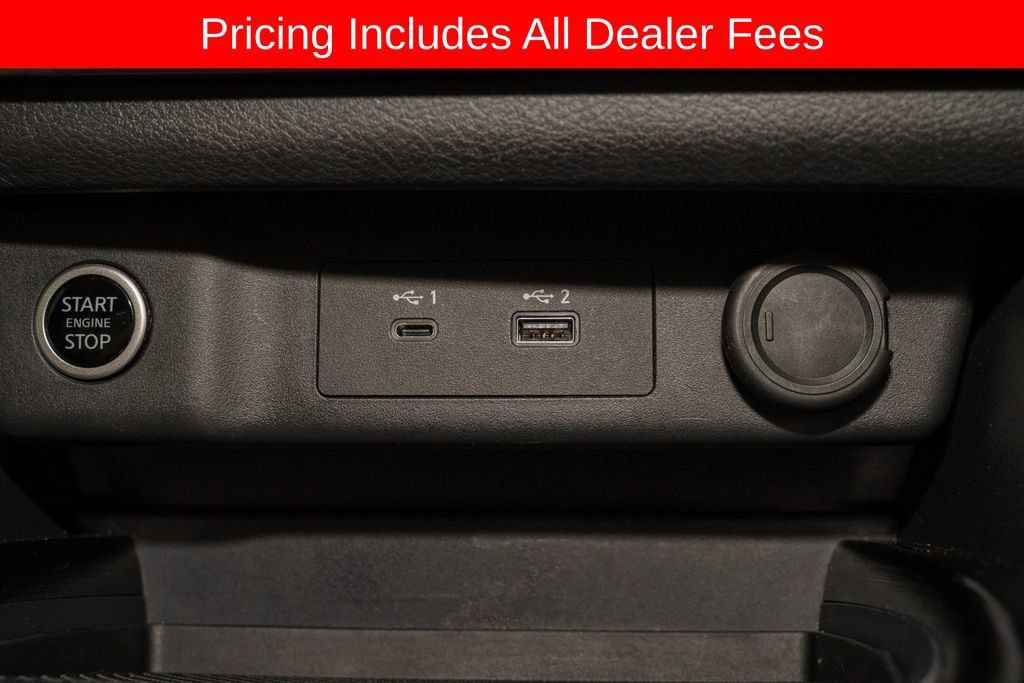 Certified 2023 Nissan Rogue SV FWD image 14