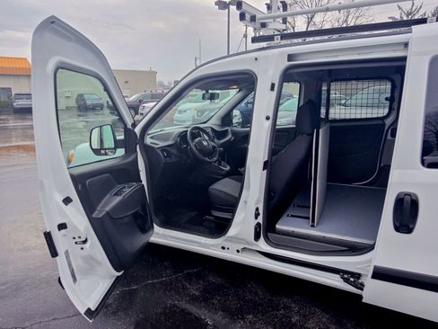 Used 2021 RAM ProMaster City Tradesman SLT w/ Window Group 05 image 10