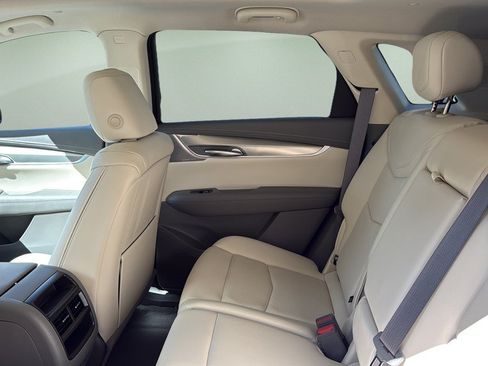 Certified 2024 Cadillac XT5 Premium Luxury AWD/4WD image 21
